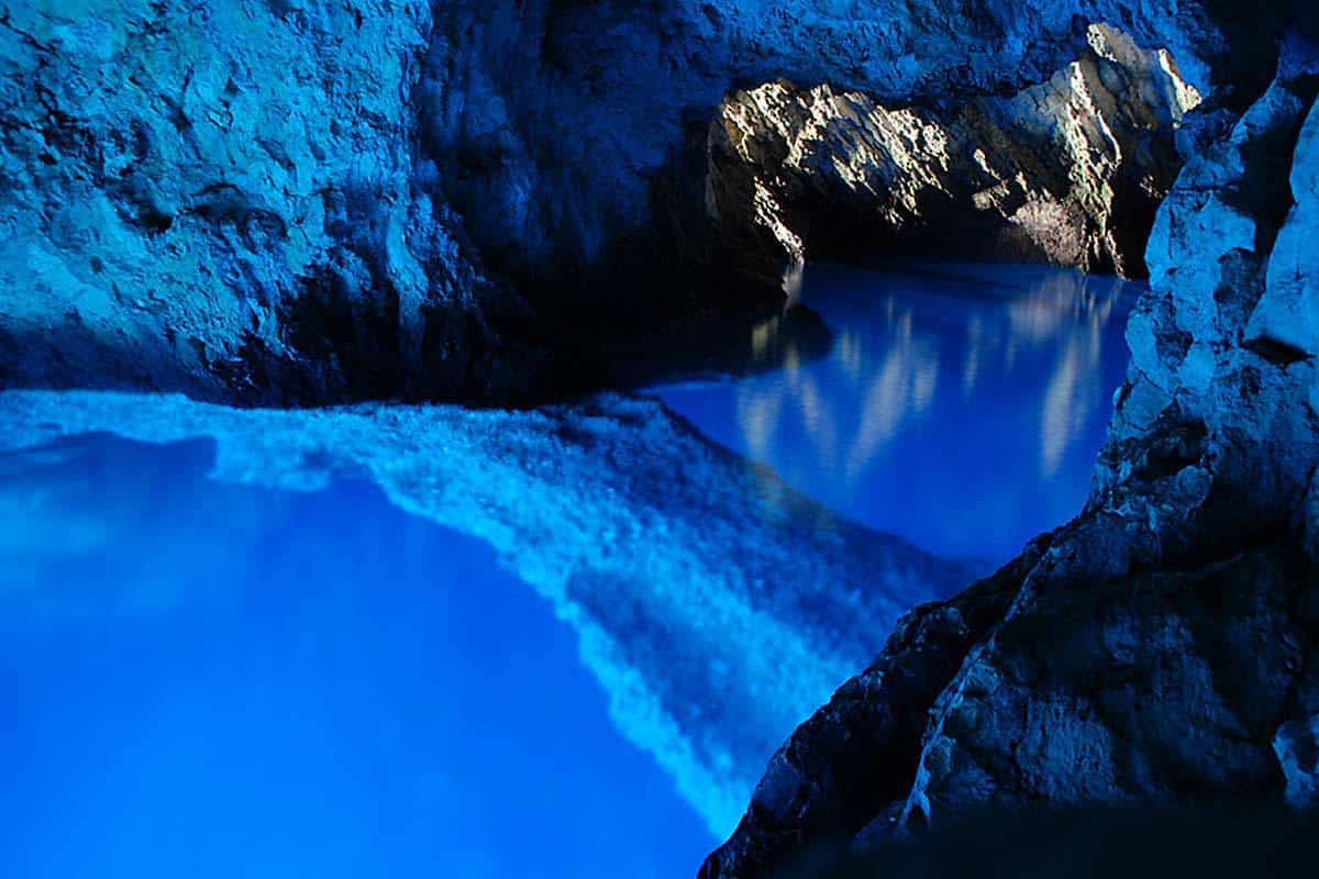 excursion-gruta-azul