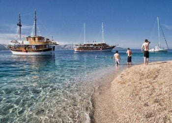 Playa Bol, Croacia