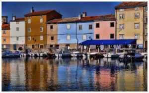 Muelle y embarcadero en Cres
