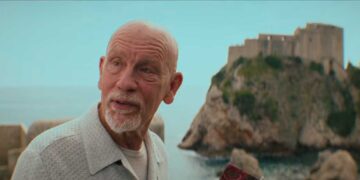John Malkovich, la nueva cara del turismo croata: «Croatia – I Hear It’s Beautiful»